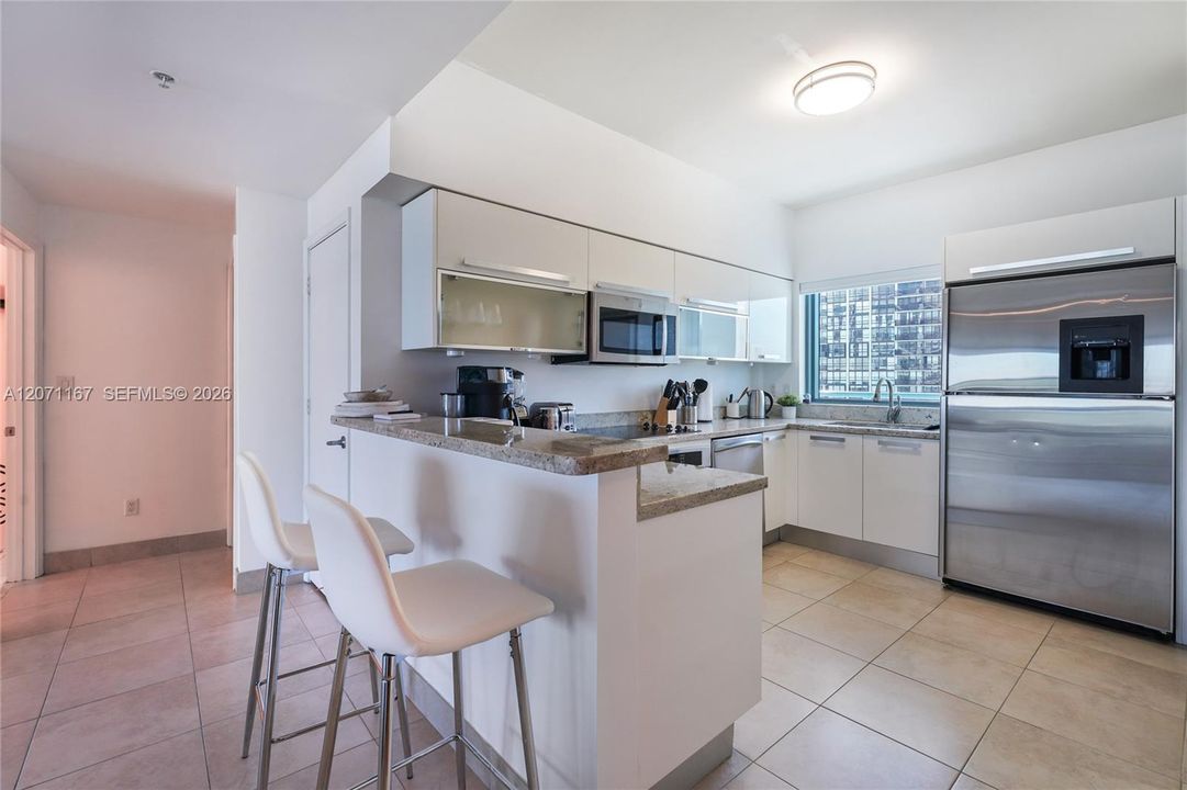 For Rent: $4,500 (2 beds, 2 baths, 1158 Square Feet)