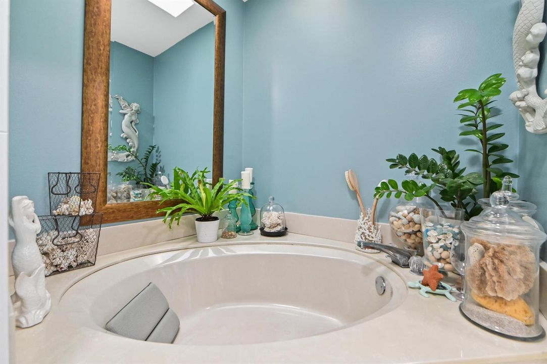 31 Bathroom 03