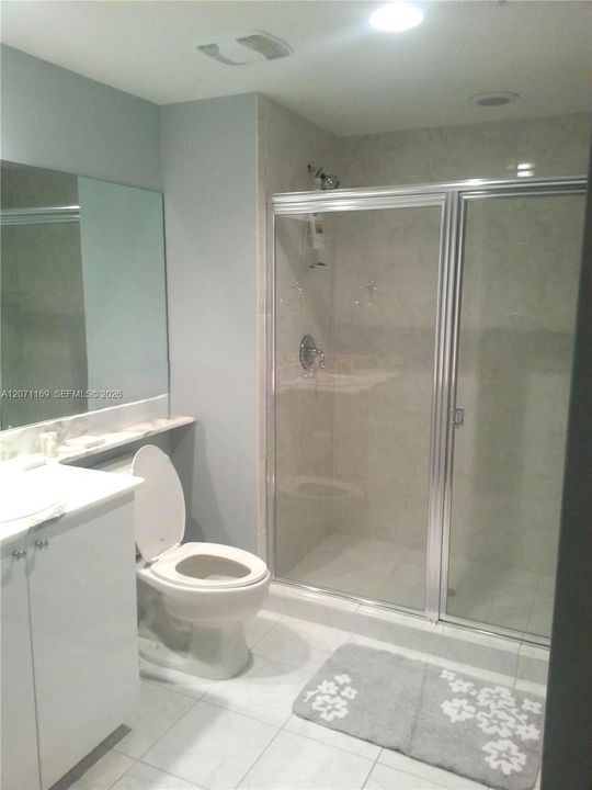 В аренду: $2,850 (2 спален, 2 ванн, 1174 Квадратных фут)