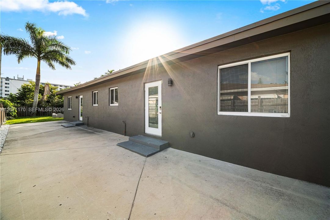 For Rent: $2,995 (3 beds, 2 baths, 0 Square Feet)