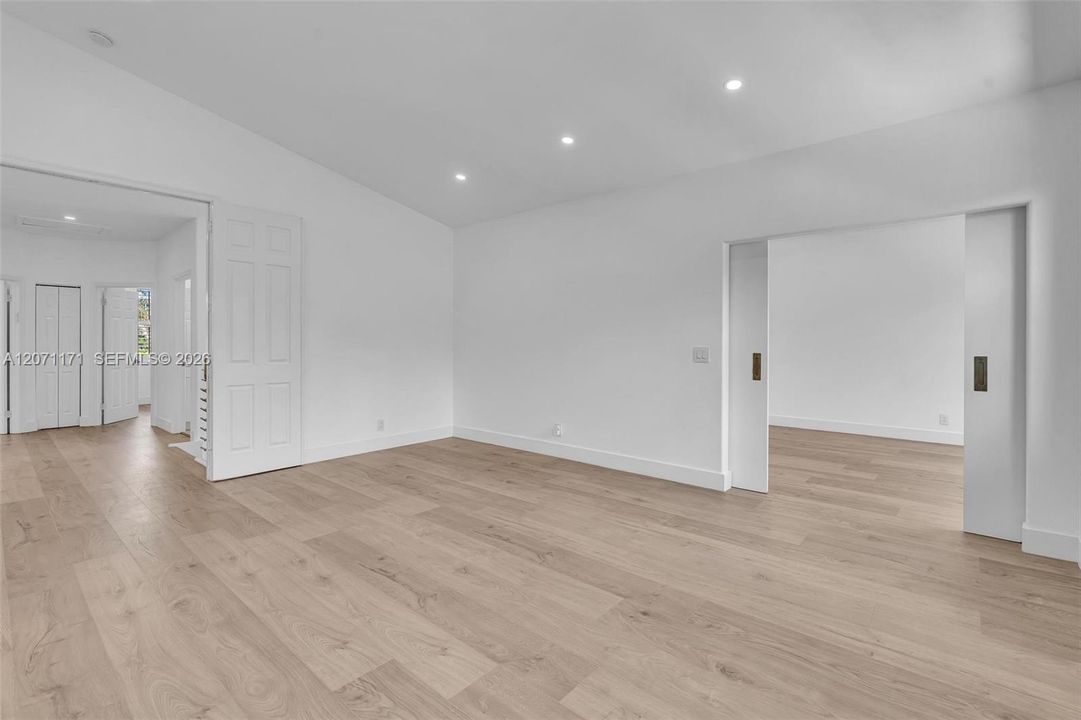 For Rent: $8,750 (4 beds, 3 baths, 3200 Square Feet)