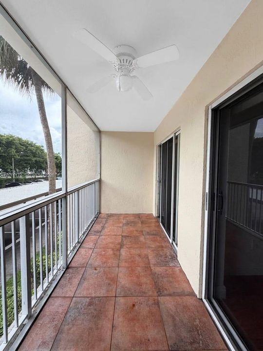 For Rent: $3,000 (3 beds, 2 baths, 1084 Square Feet)