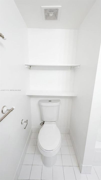 For Rent: $3,000 (3 beds, 2 baths, 1084 Square Feet)
