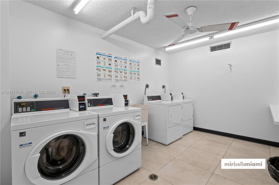 For Sale: $599,000 (2 beds, 2 baths, 1488 Square Feet)