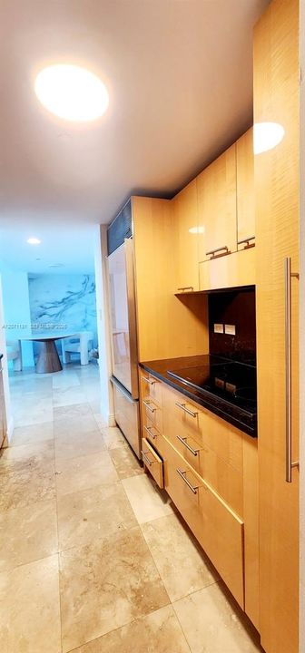 For Rent: $5,900 (2 beds, 2 baths, 1080 Square Feet)