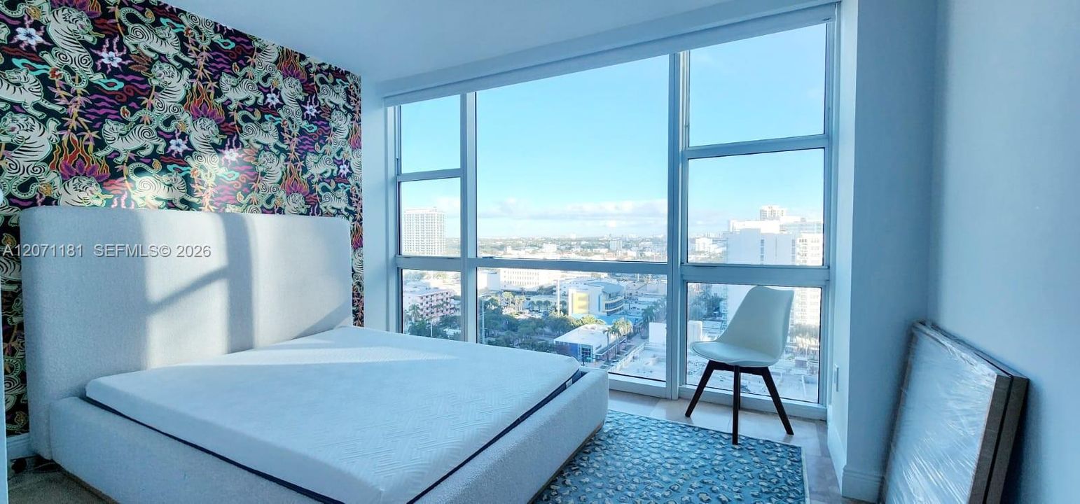 For Rent: $5,900 (2 beds, 2 baths, 1080 Square Feet)