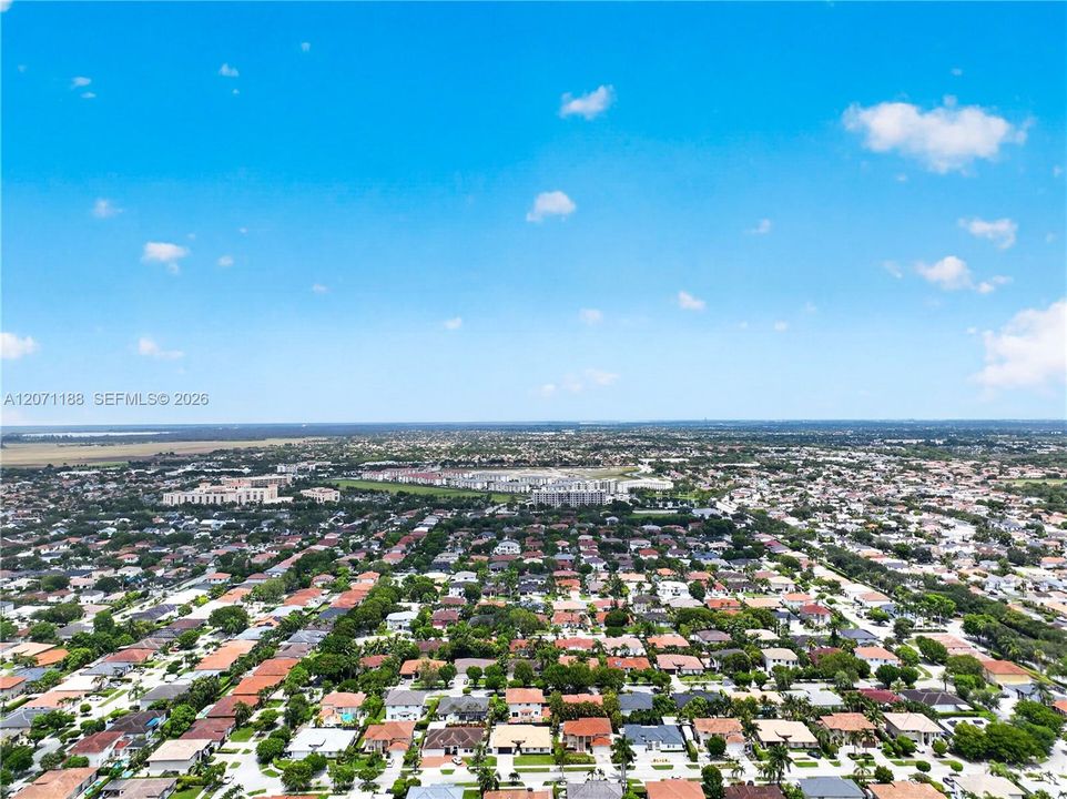 En Venta: $259,900 (2 camas, 1 baños, 891 Pies cuadrados)