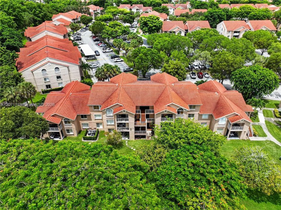 En Venta: $259,900 (2 camas, 1 baños, 891 Pies cuadrados)
