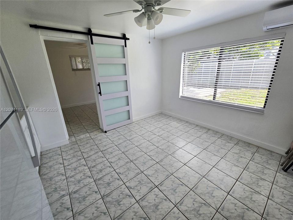 En Renta: $5,700 (5 camas, 2 baños, 1898 Pies cuadrados)
