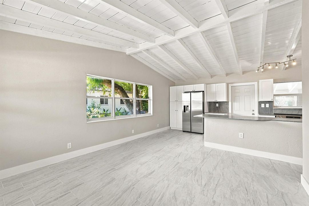 06_living room