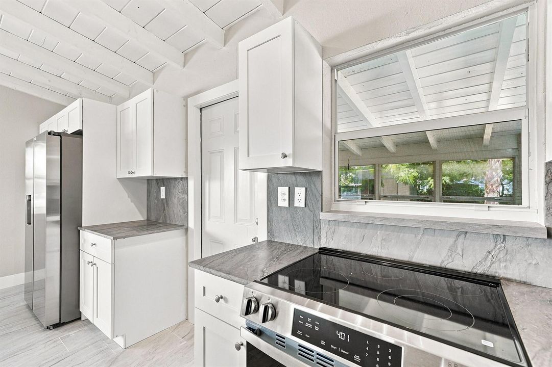 11_kitchen