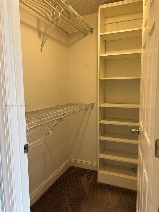 For Rent: $2,200 (2 beds, 2 baths, 1183 Square Feet)