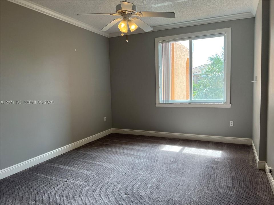 For Rent: $2,200 (2 beds, 2 baths, 1183 Square Feet)