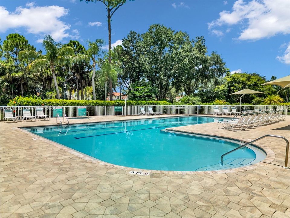 For Sale: $550,000 (3 beds, 2 baths, 1860 Square Feet)