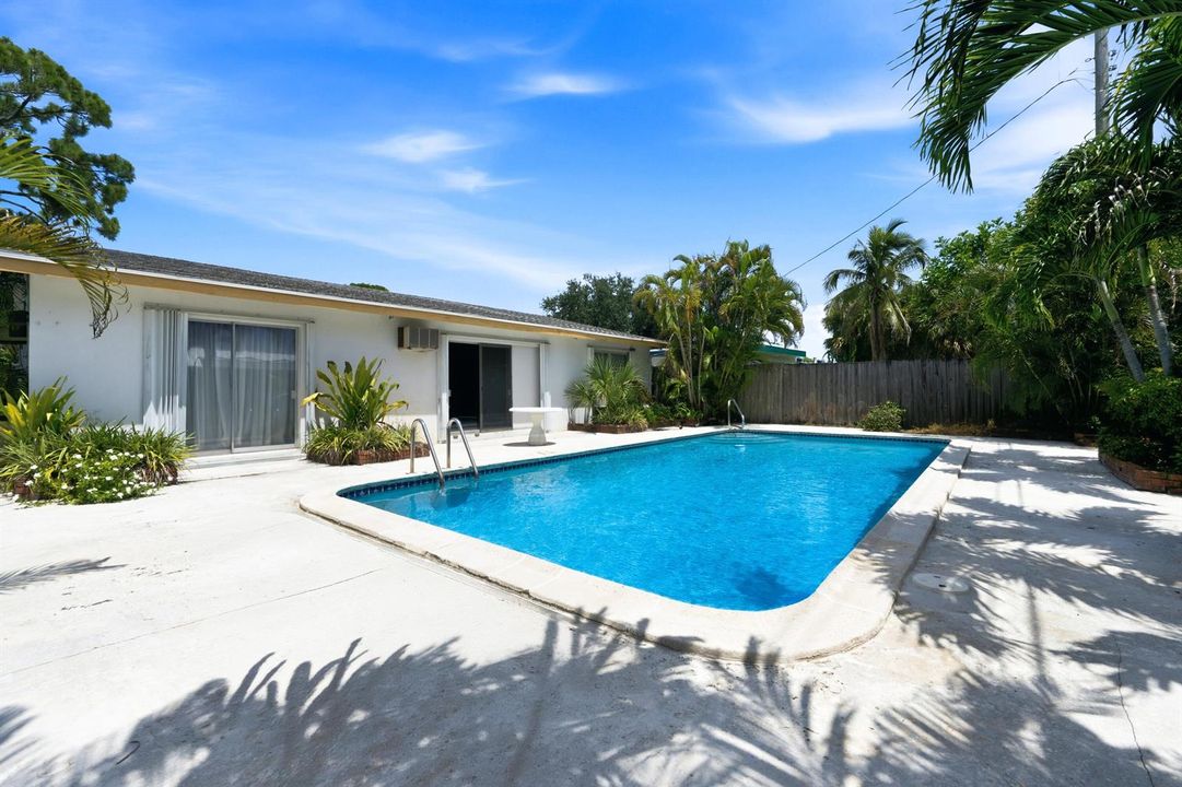 Pool Home