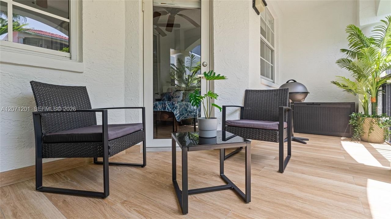 Optional views of the terrace.