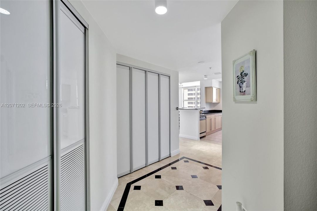 For Rent: $4,500 (2 beds, 2 baths, 1490 Square Feet)