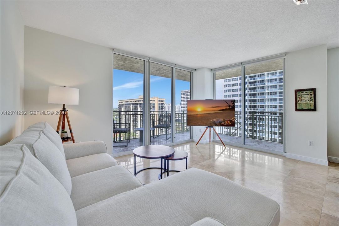 For Rent: $4,500 (2 beds, 2 baths, 1490 Square Feet)