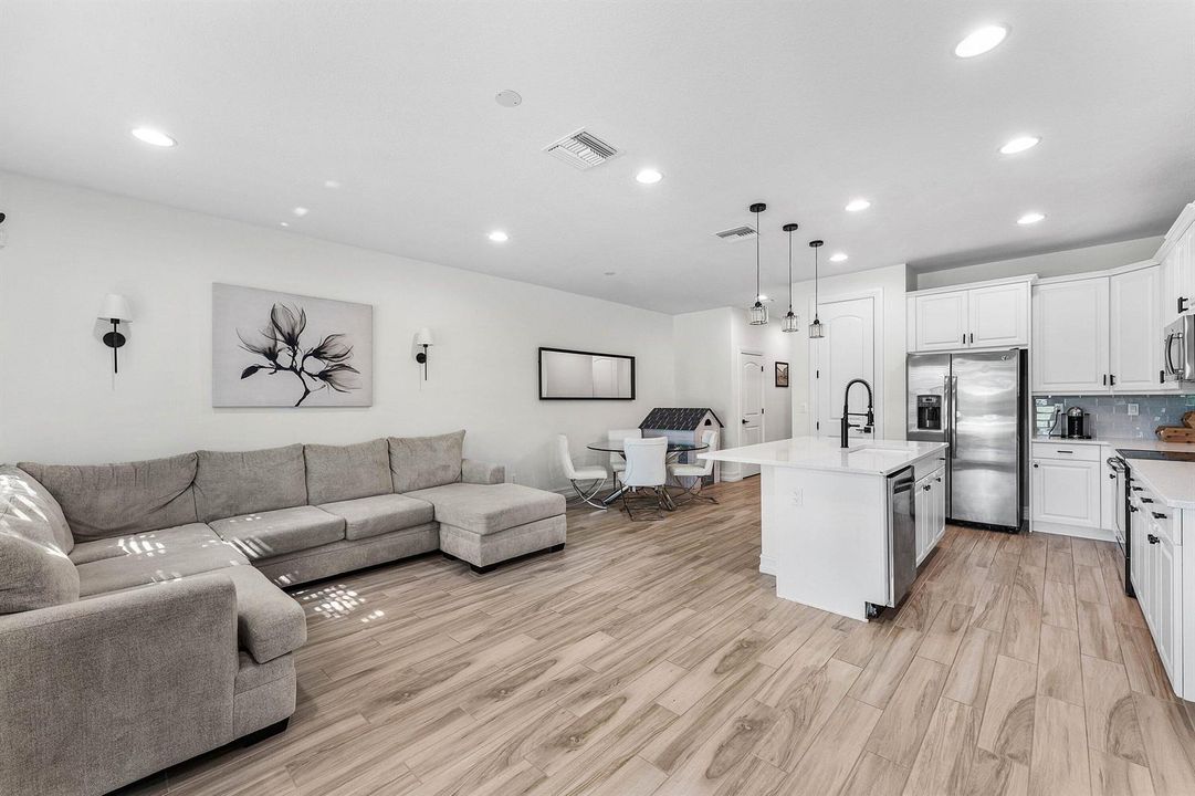 015-10175AkensideDrive-BocaRaton-FL-3342