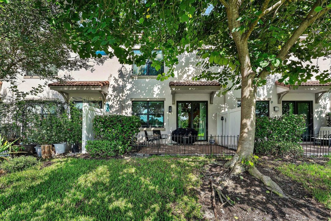 032-10175AkensideDrive-BocaRaton-FL-3342