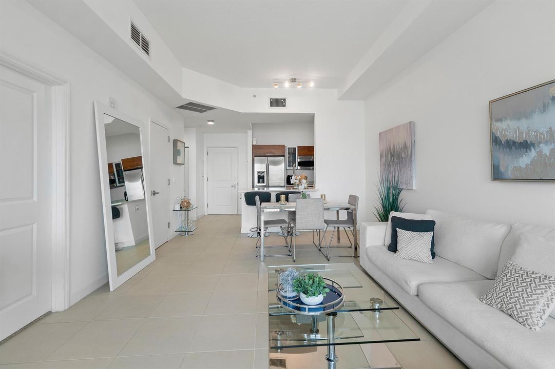 023-480HibiscusStreet-WestPalmBeach-FL-3