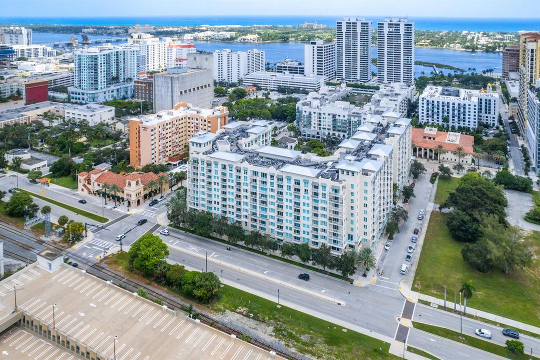045-480HibiscusStreet-WestPalmBeach-FL-3