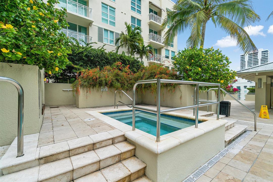 034-480HibiscusStreet-WestPalmBeach-FL-3