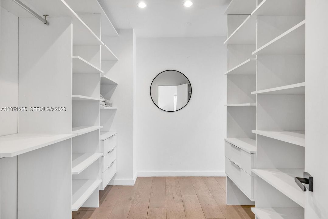 В аренду: $15,500 (4 спален, 3 ванн, 2311 Квадратных фут)