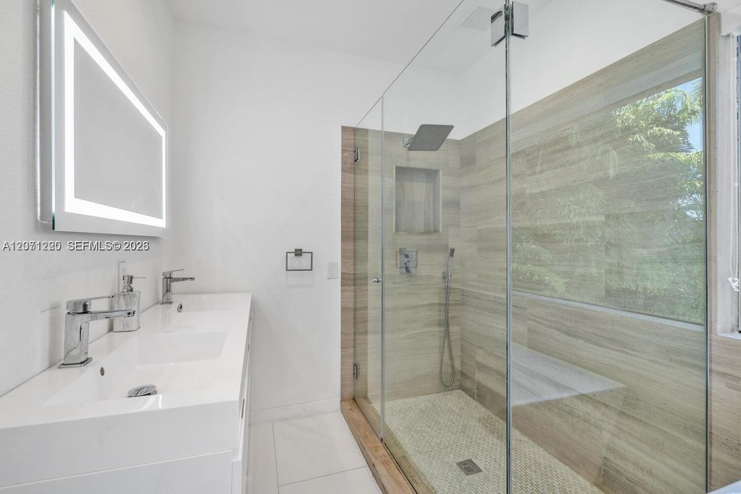 В аренду: $15,500 (4 спален, 3 ванн, 2311 Квадратных фут)