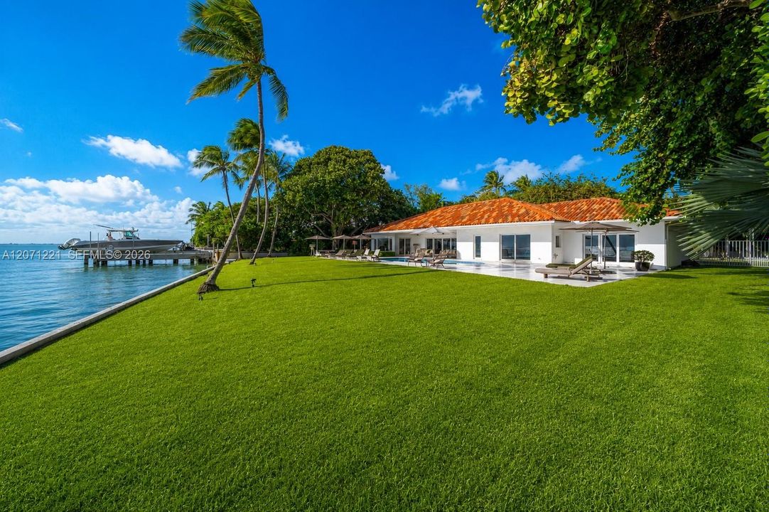 En Venta: $19,900,000 (5 camas, 4 baños, 3085 Pies cuadrados)