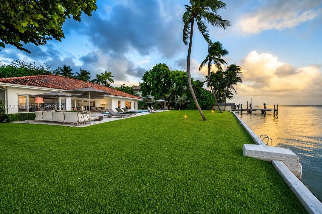 En Venta: $19,900,000 (5 camas, 4 baños, 3085 Pies cuadrados)