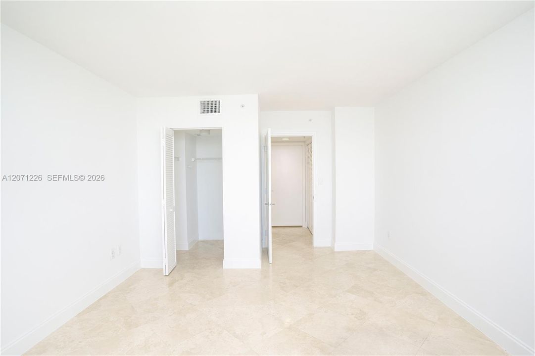For Rent: $6,250 (2 beds, 2 baths, 1090 Square Feet)
