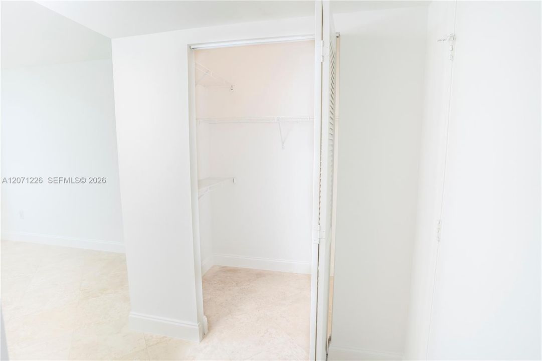 For Rent: $6,250 (2 beds, 2 baths, 1090 Square Feet)