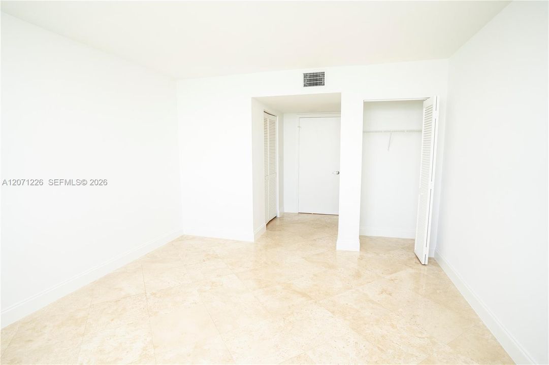 For Rent: $6,250 (2 beds, 2 baths, 1090 Square Feet)