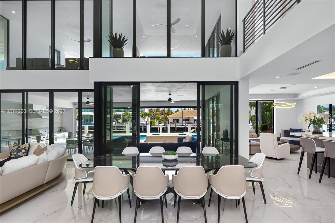 For Sale: $14,495,000 (6 beds, 6 baths, 6954 Square Feet)
