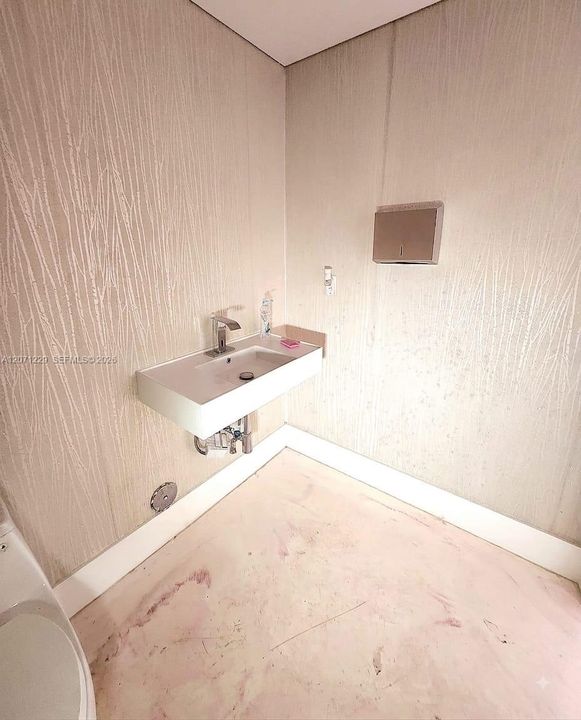 В аренду: $2,500 (0 спален, 0 ванн, 0 Квадратных фут)