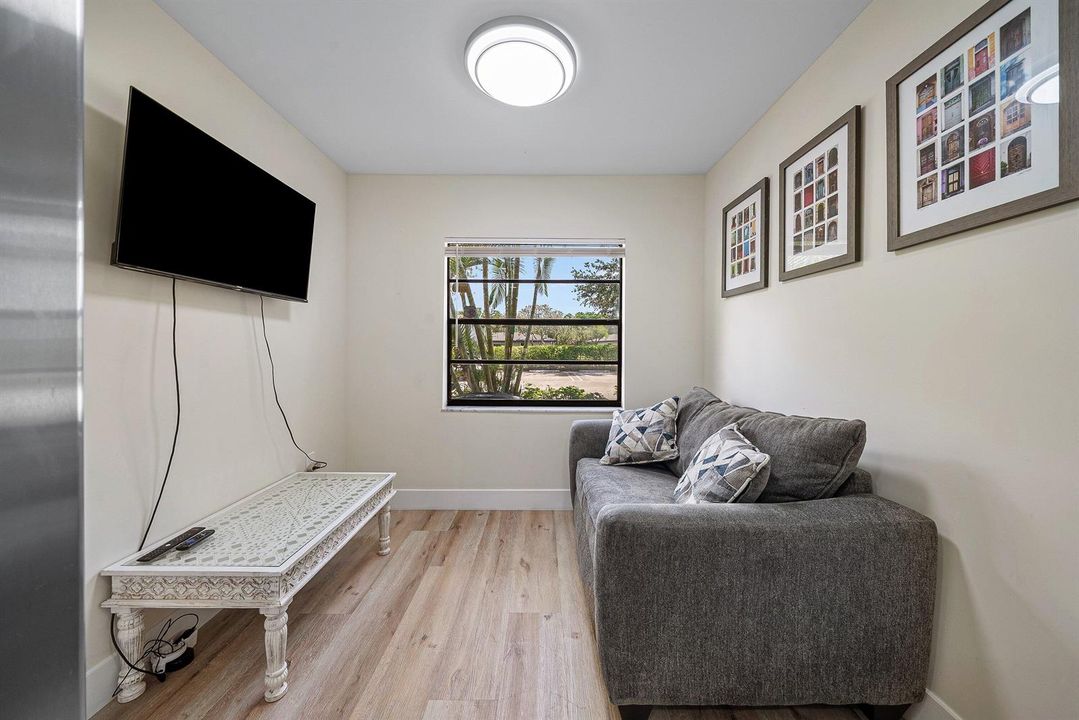 010-17SouthportLane-E-BoyntonBeach-FL-33
