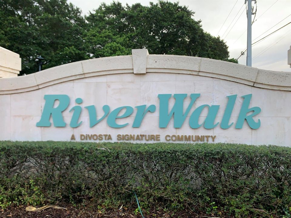 RiverWalk front entrance sign