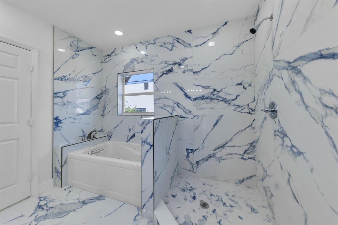 MASTER SHOWER AND SPA