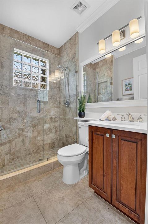 Guest Full Bath