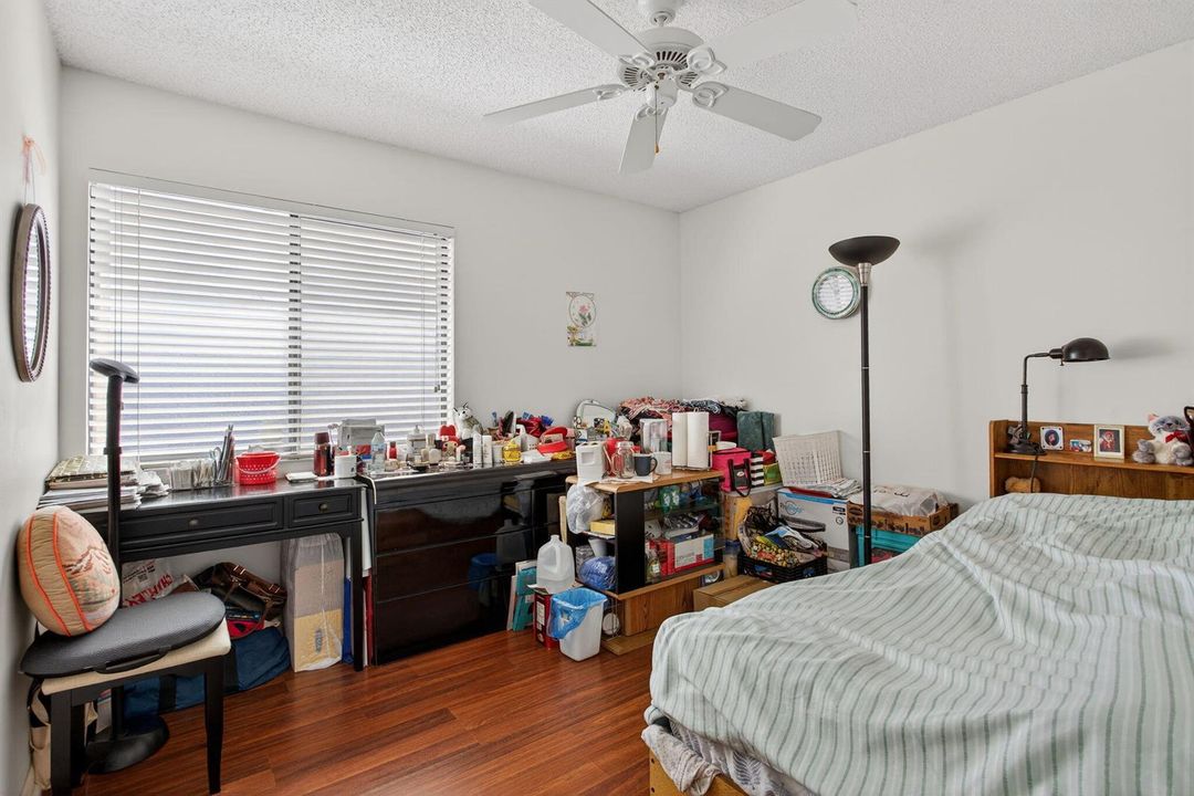 47-web-or-mls-1960-3037