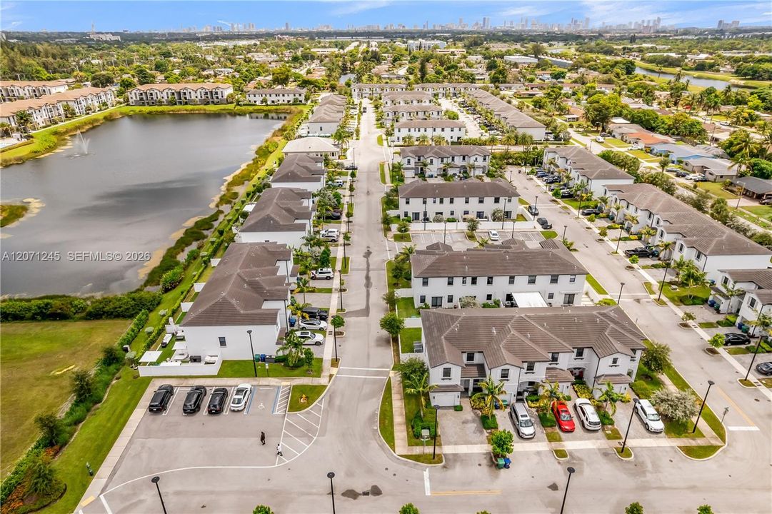 For Sale: $520,000 (3 beds, 2 baths, 1595 Square Feet)
