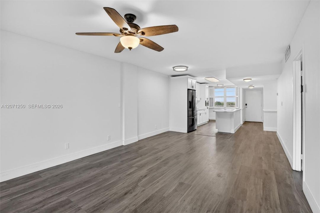 For Rent: $2,500 (2 beds, 2 baths, 1015 Square Feet)