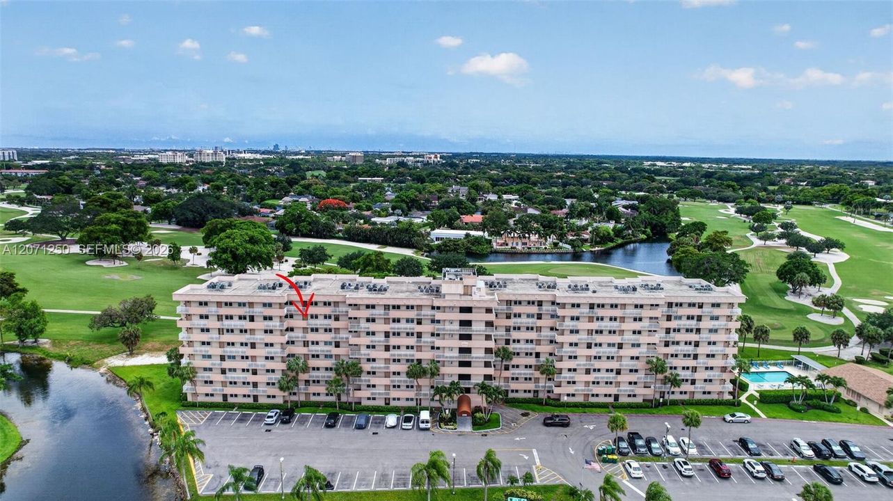 For Rent: $2,500 (2 beds, 2 baths, 1015 Square Feet)