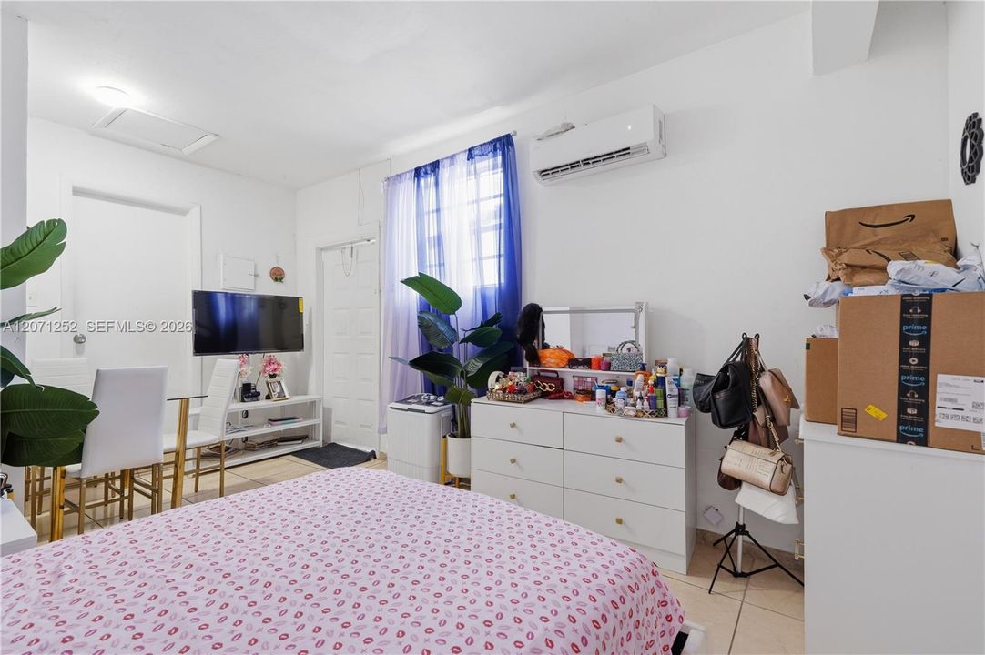 На продажу: $599,000 (4 спален, 3 ванн, 1866 Квадратных фут)