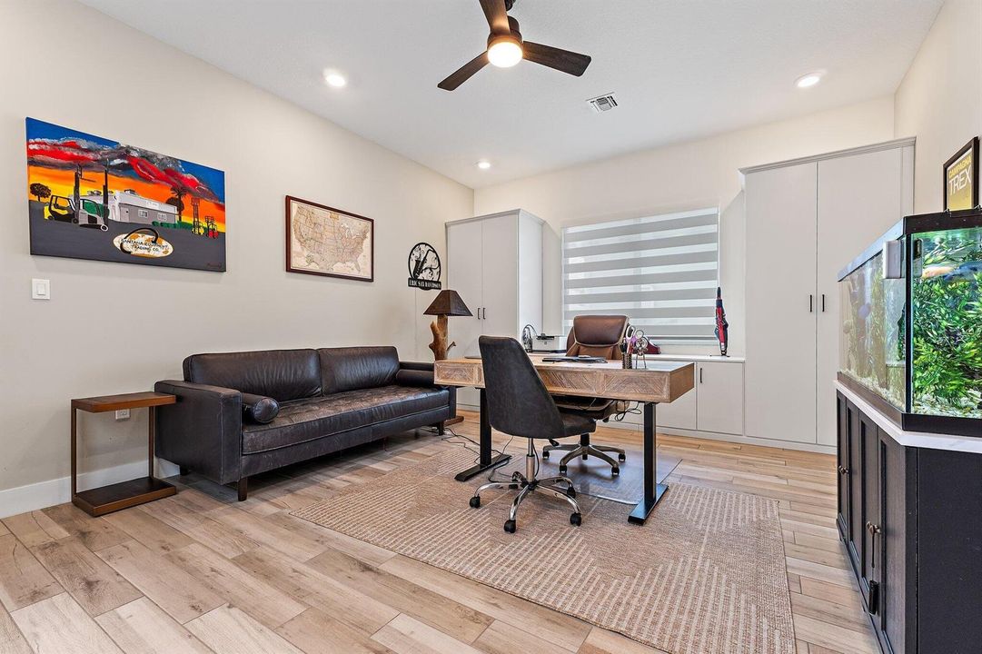 Office / Bonus Room