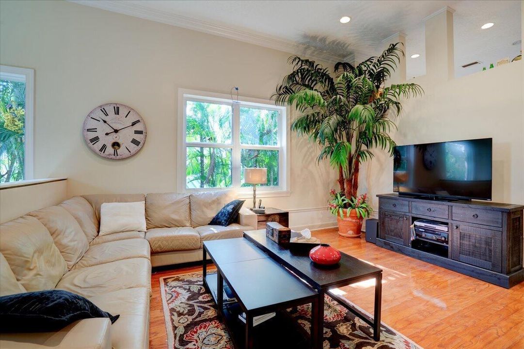 11-6244 Graycliff A-9