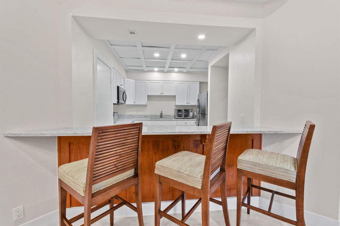 3322CasseekeyIslandRd,Apt302(57)