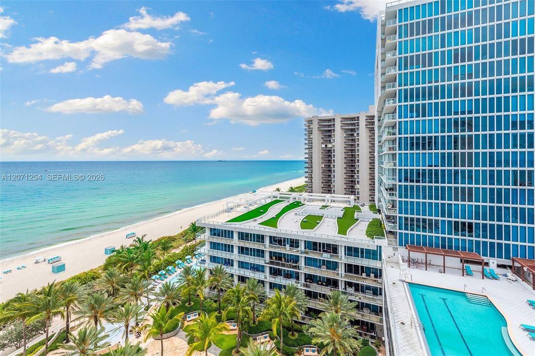 For Sale: $1,575,000 (2 beds, 2 baths, 1103 Square Feet)