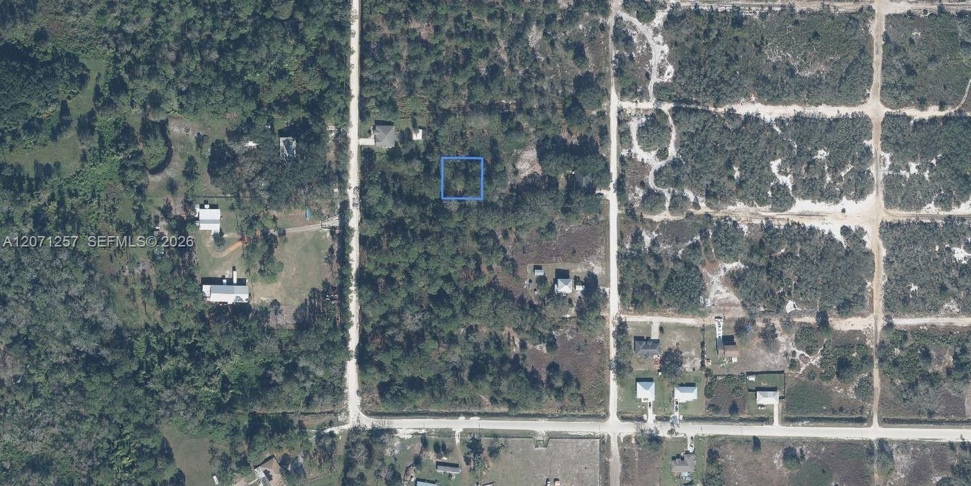 待售: $9,900 (0.23 acres)